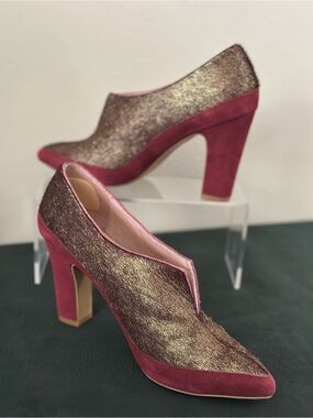 Metallic Gold and Burgundy Block-Heel Pumps for Women